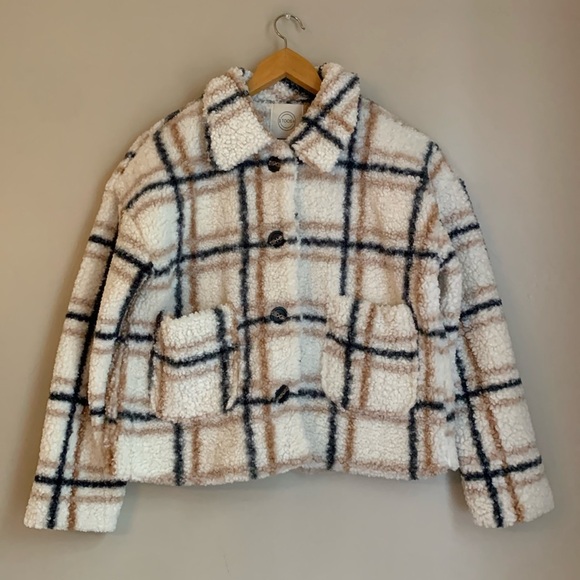 Stoosh Teddy Plaid Sherpa Jacket - Size medium fall coat
Boho coastal - Picture 1 of 6